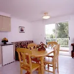 Kiko Park Θέρετρο Oliva