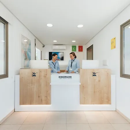 Θέρετρο Kiko Park 2*